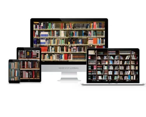 Handy, Tablet, Computer und ein Notebook mit einem Bild von einem vollem Bücherregal auf dem Bildschirm