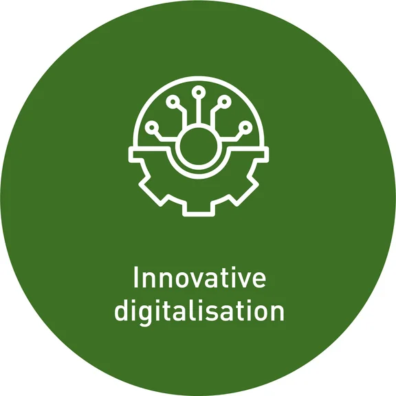 dunkelgrünes rundes Logo mit einem weißen Zahnrad Symbol und dem Schriftzug "Innovatives digitalisation"
