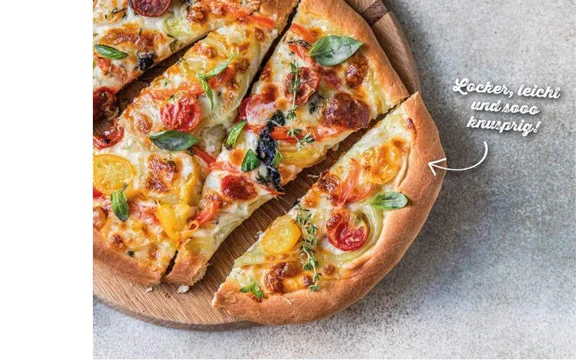 in Stücke geschnitte Pinsa mit dem Text "Locker,leicht und sooo knusprig!"