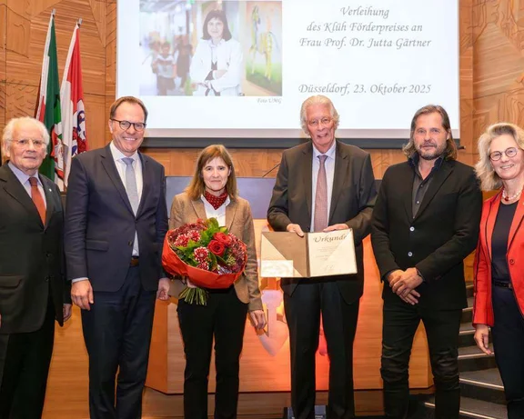 Gruppenbild Klüh Stiftung 25